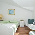 Wisibada Трогир