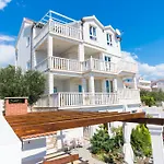 Wisibada Trogir