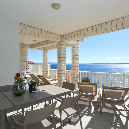 Apartment Wisibada Trogir