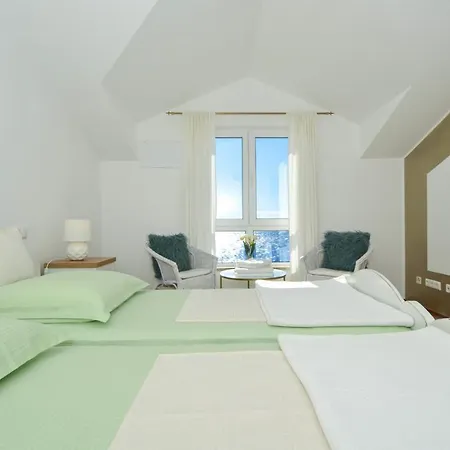 Wisibada Trogir