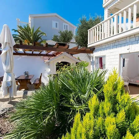 Wisibada アパート