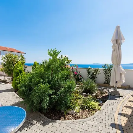 アパート Wisibada *